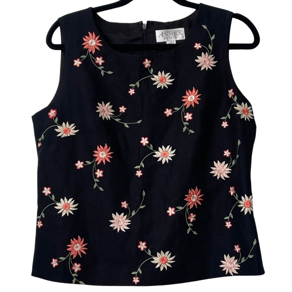 Black linen blend top with floral embroidery Size 12 Petite / Large